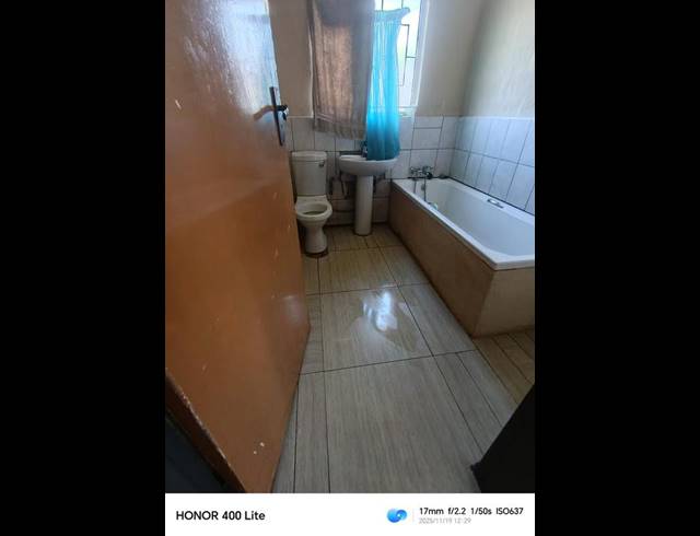 2 BEDROOM HOUSE FOR SALE IN SEBOKENG UNIT 17